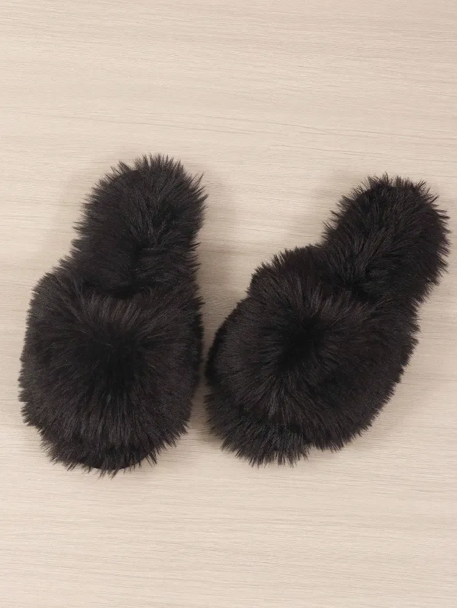 Black Fluffy Slippers