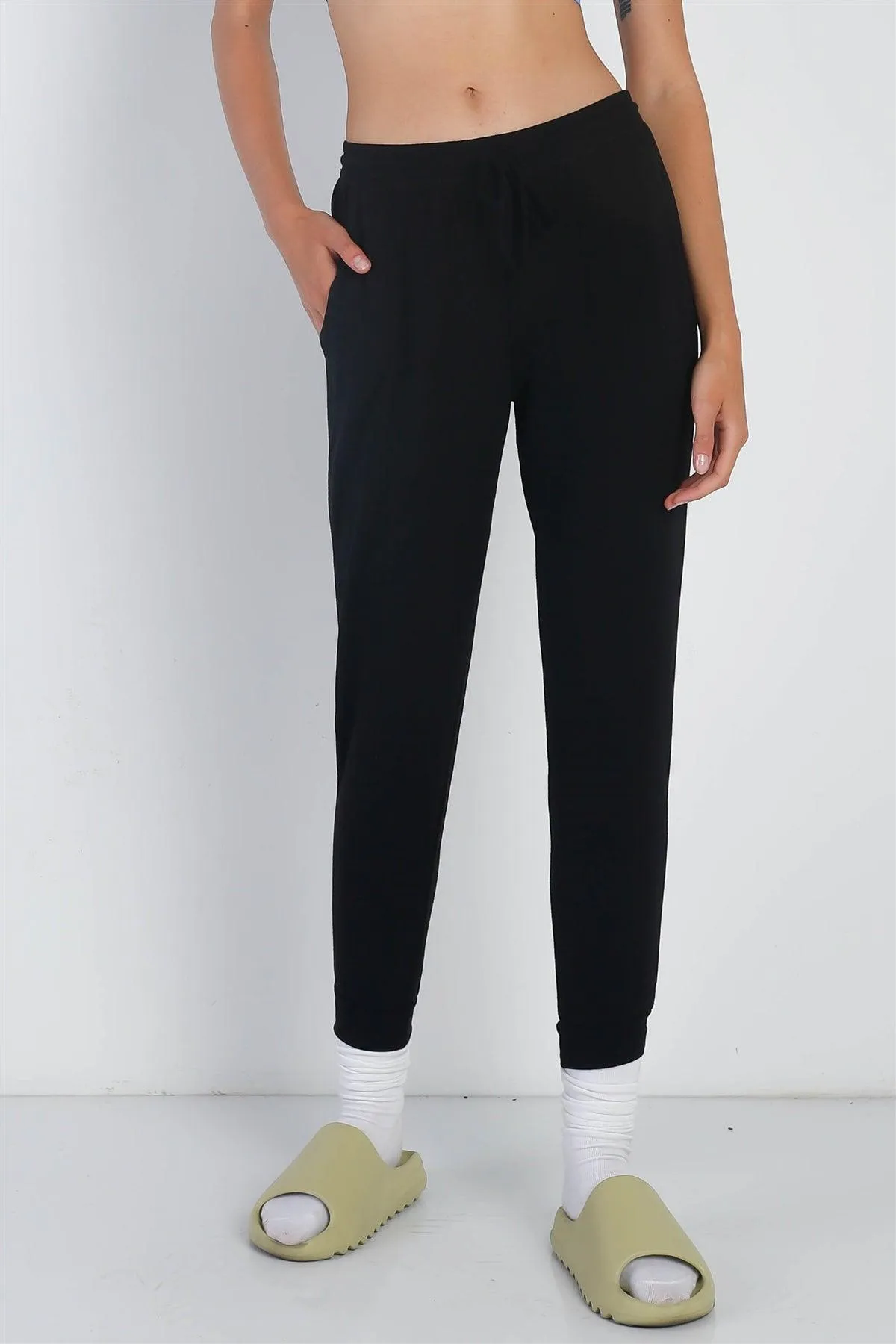 Black High Waist Cuffed Hem Pants /1-1-1