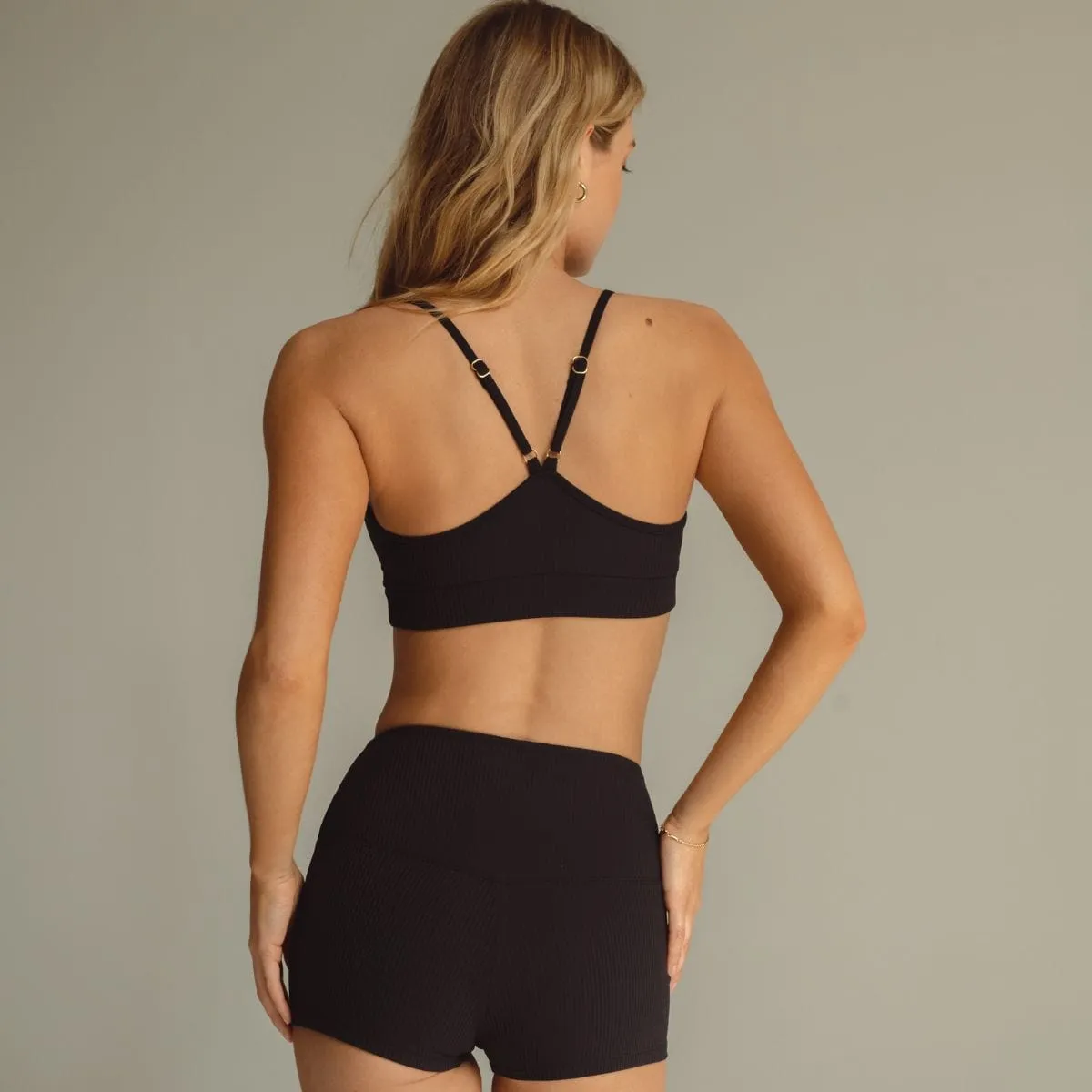 Black Rib Simple Sport Top