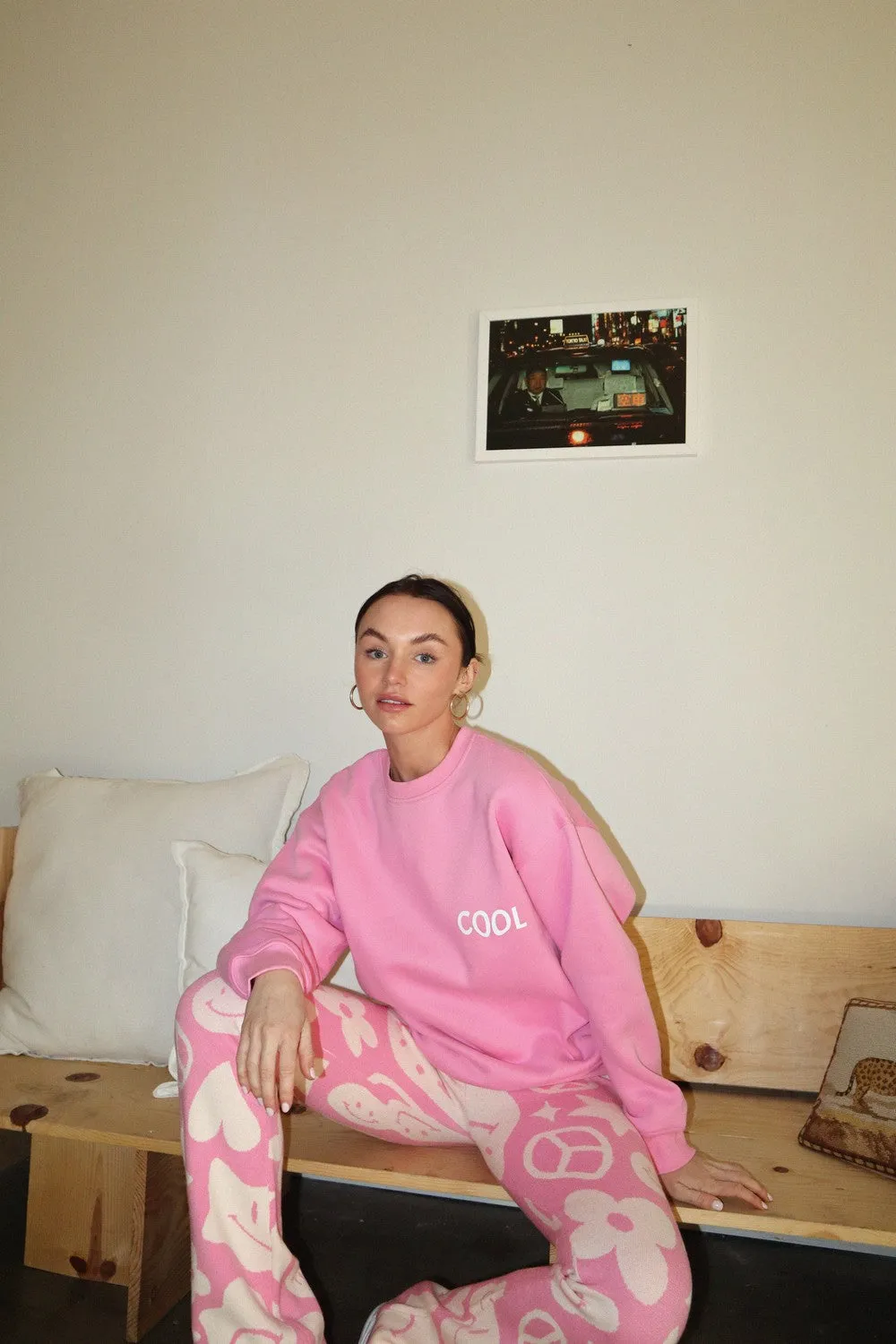 Cool Crewneck Sweatshirt Pink