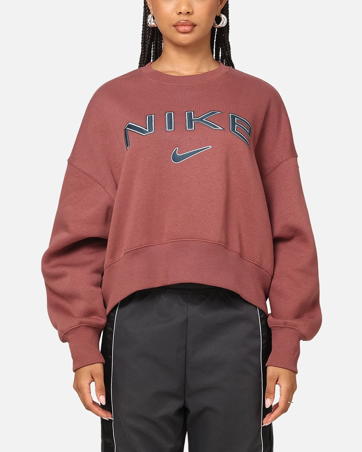 Nike Women's Sportswear Pheonix Fleece Oversized Logo Crewneck Red Sepia/Platinum Violet