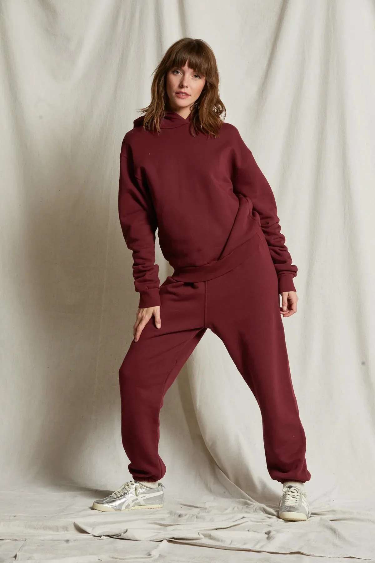 Perfect White Tee Stevie Fleece Easy Sweatpant-Cranberry